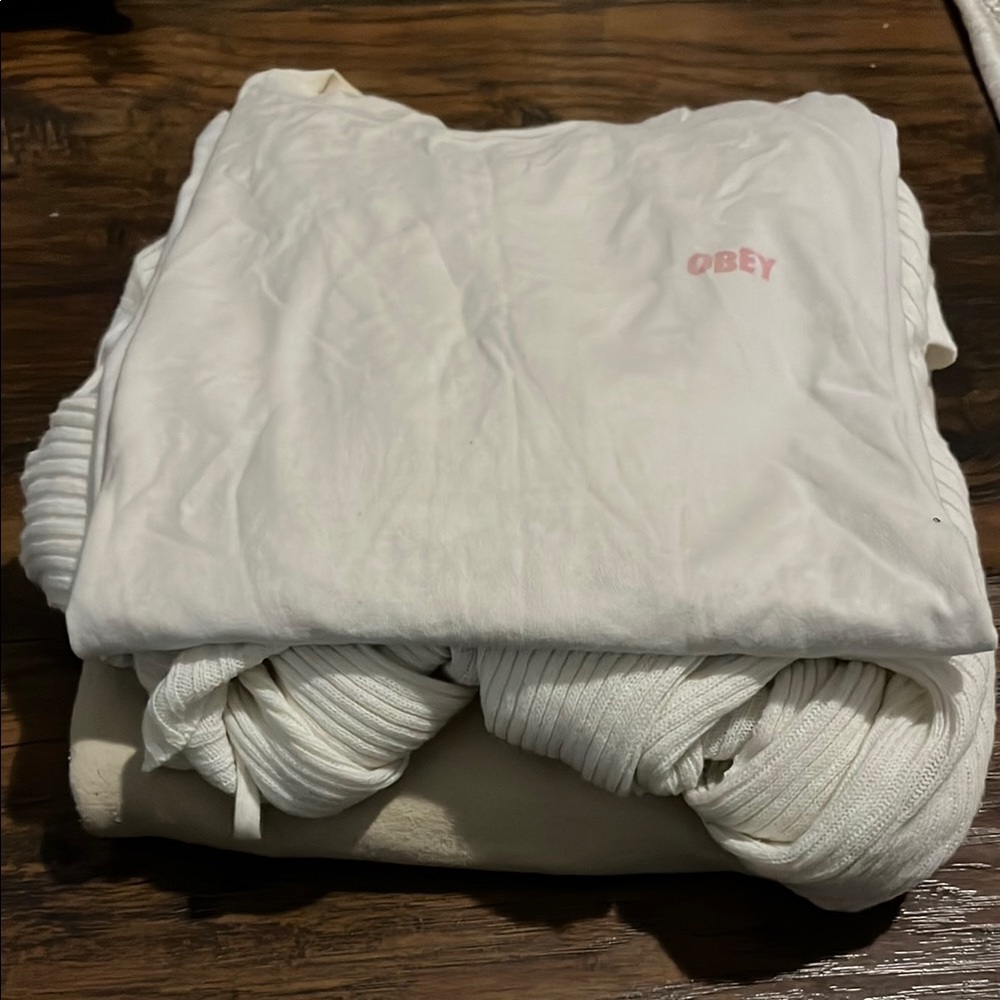 Cream Sweatshirt with 'Love' Print